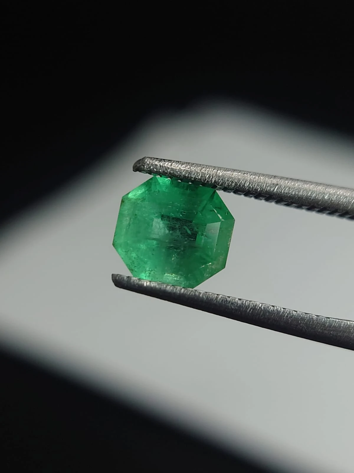 0.90ct Natural Emerald from Panshir Afghanistan — view 1